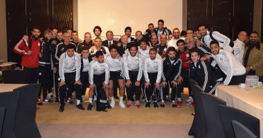 وزير الرياضة للاعبى المنتخب: الشعب يثق فى قدرتكم على تحقيق أفضل النتائج