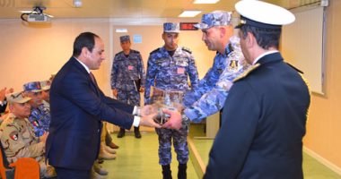 بالصور.. الرئيس السيسي يشهد افتتاح منشآت قيادة الأسطول الجنوبى ووحداته بسفاجا