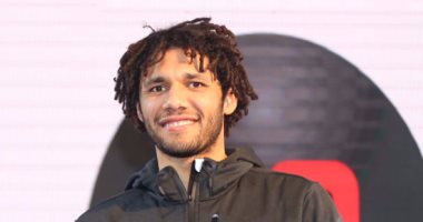 المنتخب "يوقظ" الننى من النوم لاستلام جائزة أفضل لاعب وسط