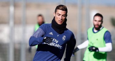بالفيديو.. رونالدو يسجل الهدف الثالث للريال ضد غرناطة