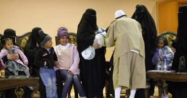 بالصور.. رويترز: وصول 4 سجناء يمنيين إلى السعودية بعد الإفراج عنهم من جوانتانامو