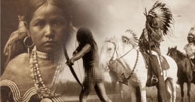 صور نادرة توضح كيف عاش الهنود الحمر قبل 100 عام