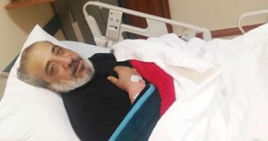 المبتهل "عامر التونى" ينشر صورة له بعد إجراءه عملية بالقلب