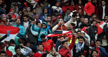 جماهير مصر تزين مدرجات استاد القاهرة فى ودية مصر وتونس