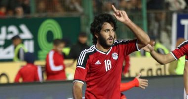 بالفيديو.. حارس مالى يحرم مصر من الهدف الأول بعد تصديه لرأسية مروان محسن