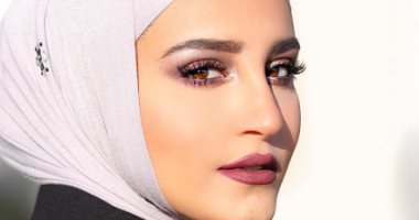 "دلال الدوب" .. تعرف على أشهر مدونة موضة عربية محجبة