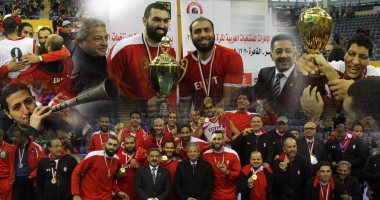 عملوها الرجالة.. مصر تفوز على المغرب بنهائى البطولة العربية للسلة.. الفراعنة يواصلون احتكار اللقب.. والأطلسى يكتفى بالوصيف.. ووزير الشباب والرياضة يحضر المباراة ويسلم اللاعبين الجوائز 