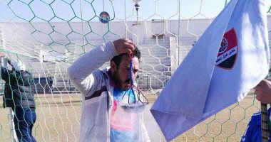 بالصور ... جماهير المحلة تستخدم " البخور" لفك النحس قبل مباراة فاركو