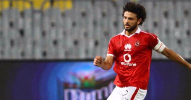 حسام غالى يدرس اصطحاب أسرته للإمارات بسبب السوبر