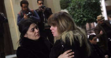 نجوم الفن فى عزاء زوج ابنة الفنانة فيفى عبده