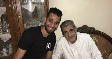 عمرو السولية ينعى أسرة مدرب نادى الإسماعيليى نصر الباكستانى 