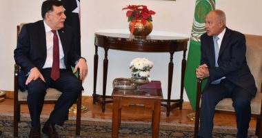 أبو الغيط يؤكد للسراج ضرورة تجنب أى تصعيد عسكرى فى ليبيا 