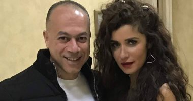 تامر مرسى يهنىء غادة عادل بأول أيام تصوير مشاهدها فى "عفاريت عدلى علام"
