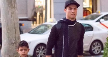 أخبار كريستيانو رونالدو اليوم.. الدون يبحث عن حقيبة حريمى فى مدريد