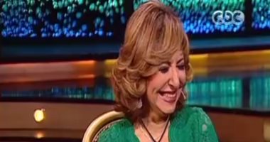 لميس الحديدى لأبلة فاهيتا: جبت عصافير فى البيت وخفت "عمرو" يحشيهم وياكلهم
