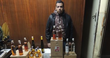 القبض على صاحب محل لبيعه الخمور بدون ترخيص بمنطقة التجمع الأول