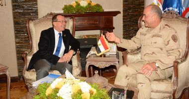 الفريق محمود حجازى يلتقى المبعوث الدولى فى ليبيا لبحث نتائج بيان القاهرة