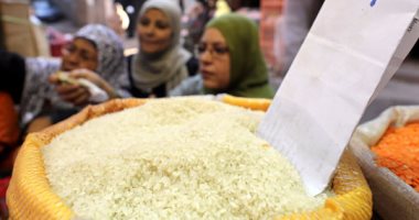 مهلة 48 ساعة لمضارب الأرز المعتمدة من مديريات التموين للتعاقد مع هيئة السلع التموينية.. وقرار بغلق غير المعتمدة.. طرح الأرز الأبيض بسعر 10.5 جنيه على بطاقات التموين.. و14.5 بمنافذ المجمعات الاستهلاكية