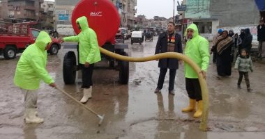 محافظ البحيرة يوجه بسرعة شفط مياه الأمطار من الشوارع