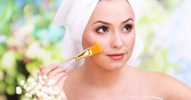 3 وصفات طبيعية تساعدك على استعادة بشرتك مذهلة وحيوية من جديد