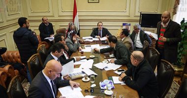 بالصور.. جدل بـ"طاقة البرلمان" حول تعريف "المستهلك غير المؤهل" بقانون سوق الغاز 
