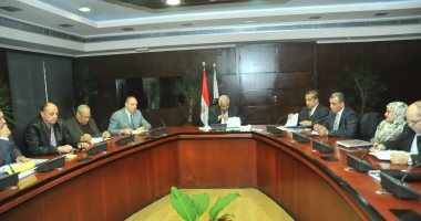 وزير النقل: 5.2 مليار جنيه لتنفيذ مشروع كهربة إشارات السكة الحديد