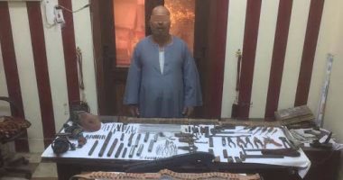 نيابة أبو تشت تحقق فى ضبط ورشة لتصنيع الأسلحة النارية بمنزل عامل