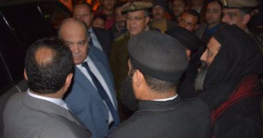 رئيس مركز بلقاس بالدقهلية يتفقد مصابى حريق "دير دميانة"