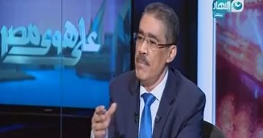 ضياء رشوان: السيسى أول رئيس عربى توجه له الدعوة لزيارة البيت الأبيض