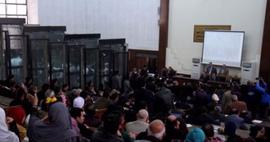 نظر محاكمة "بديع" و738 متهما فى أحداث "فض اعتصام رابعة" اليوم