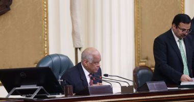 بدء الجلسة العامة للبرلمان لمناقشة طلبات إحاطة لرئيس الحكومة ووزير الزراعة