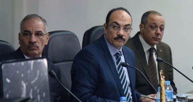 محافظ الإسكندرية :إجراءات احترازية لمكافحة مرض أنفلونزا الطيور والحمى القلاعية