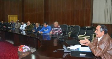 سكرتير عام البحر الأحمر يجتمع باللجنة التنسيقية للسكان بالمحافظة 