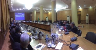 علوم جامعة بنها تختار أعضاء لجنة إختيار العميد