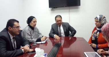 وزير الصحة يتابع تسلم ٤٤٨ شركة أدوية اخطارات التسعير الجديدة