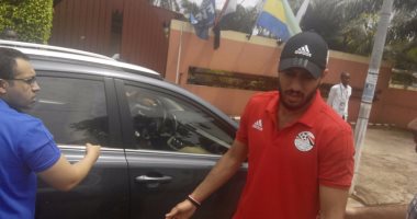 الشناوى: لاعبو المنتخب وعدونى بتخطى أوغندا.. وأتمنى مواجهة الأهلى بالسوبر