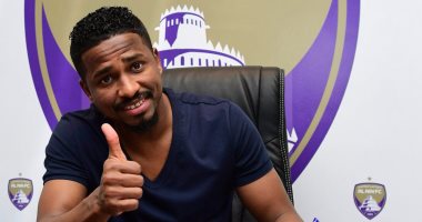 الهلال السعودى يوافق على انتقال ناصر الشمرانى للشباب