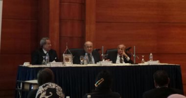 مصطفى الفقى: الحكومة الحالية تأخذ رأى بطرس غالى فى الأزمات الاقتصادية