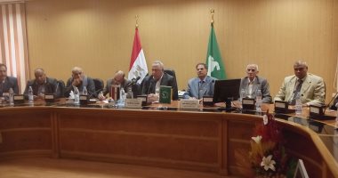 رئيس لجنة الزراعة بمجلس النواب: نناقش رفع غرامات قش الأرز الإثنين 