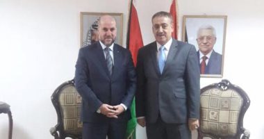 مستشار الرئيس الفلسطينى فى زيارة ودية للقنصلية الفرنسية بالإسكندرية