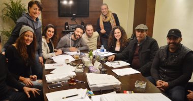 بالصور.. البروفات الأخيرة لمسلسل "الحصان الأسود" قبل بدء التصوير