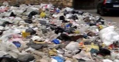 تراكم القمامة بحارة محمد مسعود ابن الرشيد بروض الفرج والسكان يستغيثون