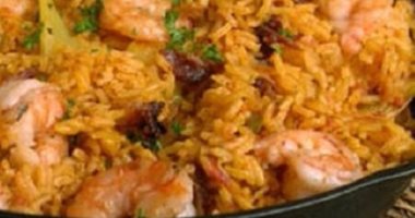 طريقة عمل الأرز بالجمبرى والسبيط