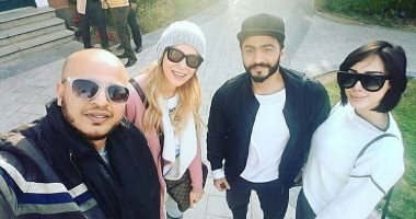 تامر حسنى وزوجته بسمة بوسيل يحضران حفل عمرو يوسف وكندة علوش