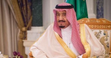 خادم الحرمين الشريفين يهنىء أمير دولة الكويت بذكرى اليوم الوطنى لبلاده