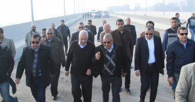 بالصور..وزير النقل:الانتهاء من 70% من أعمال تنفيذ طريق شبرا ـ بنها الحر