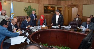 محافظ الغربية يبحث مشاكل المواطنين  خلال اللقاء الجماهيرى ويوجه بحلها
