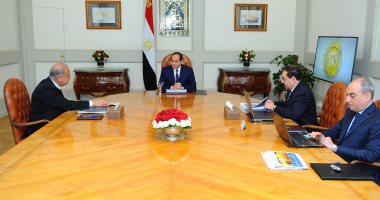 وزير البترول لـ السيسى: بدء إنتاج حقول شمال الإسكندرية وظُهر العام الجارى