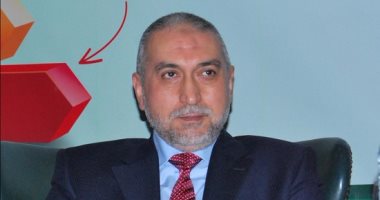 غرفة القاهرة التجارية ترحب بتثبيت سعر الدولار الجمركى