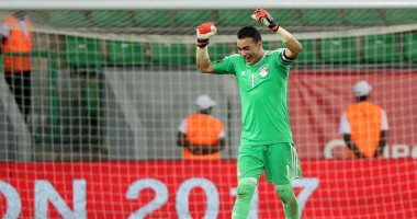 بالفيديو.. "بوكس" الحضرى يحمى مرمى مصر أمام المغرب